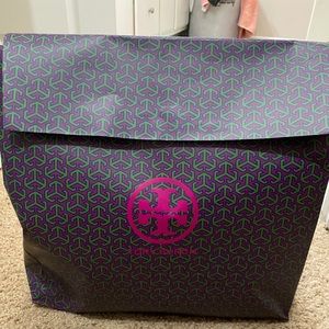 Brand new Tory Burch purse. Never been used